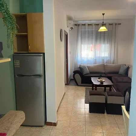 Myslym Shyri,tirane 公寓 *