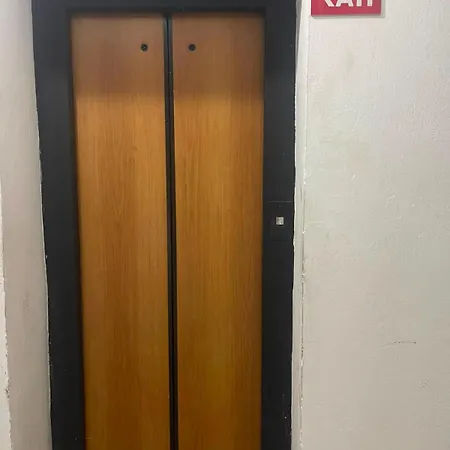 Apartment Myslym Shyri,tirane Tirana